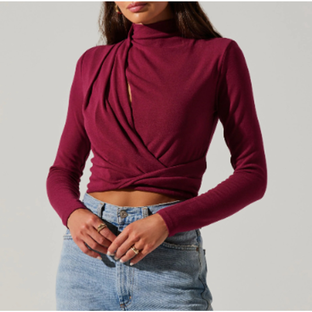 New ~ ASTR the Label ~ REVOLVE ~Asymmetrical Pleated Cutout Mock Neck Top XL